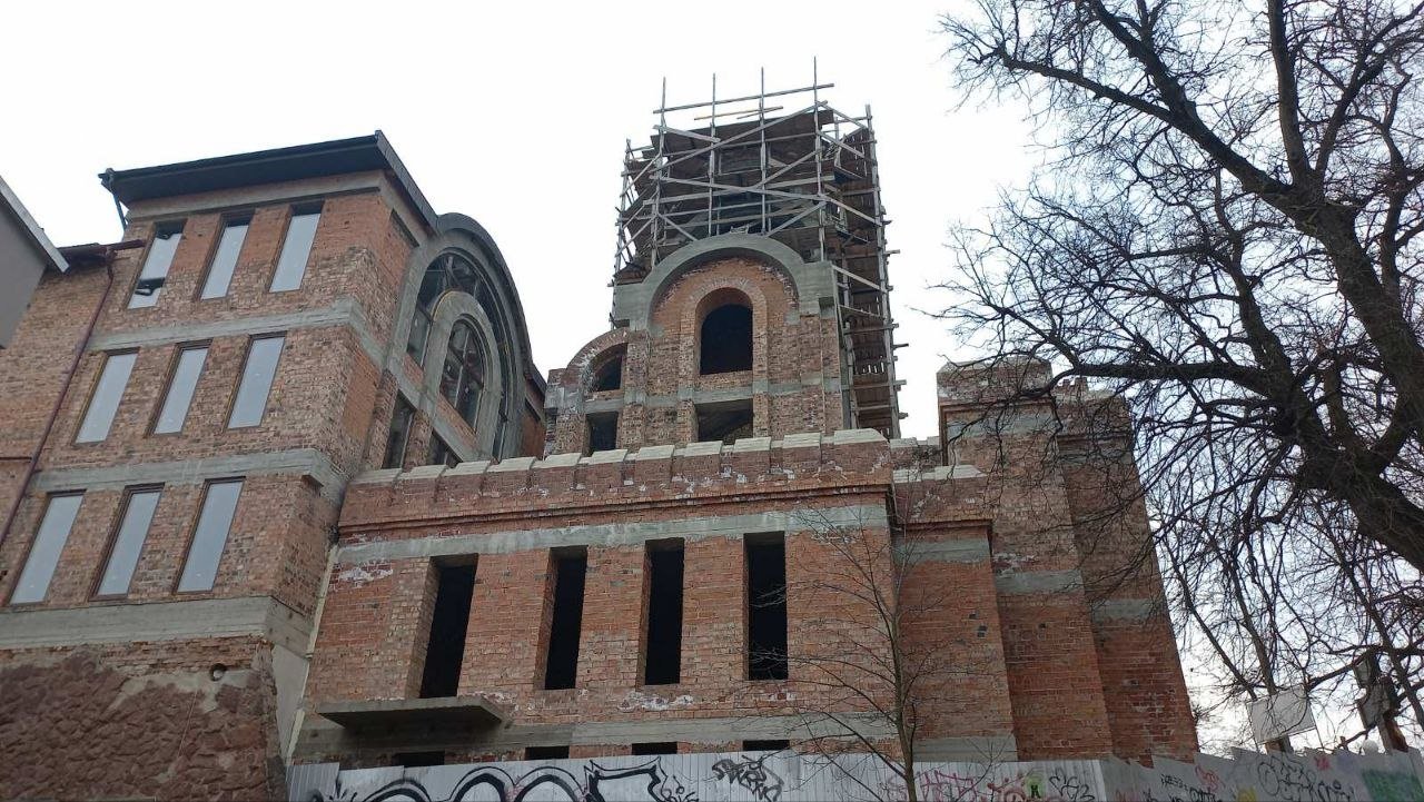 Фото будівництва