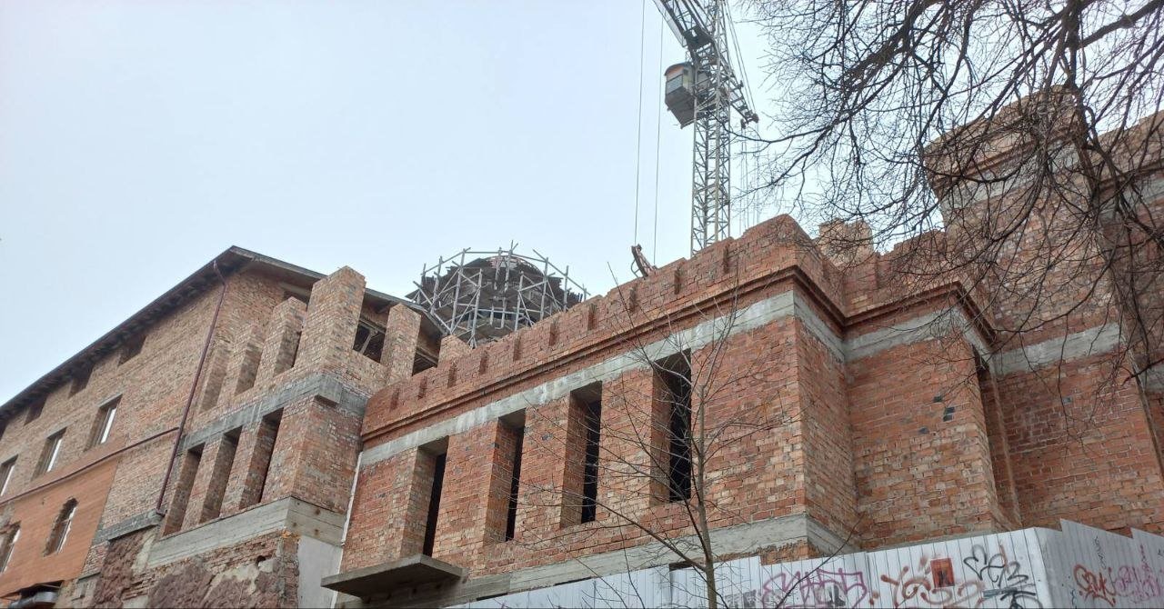 Фото будівництва