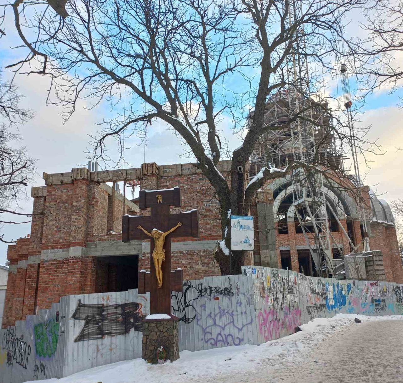 Фото будівництва